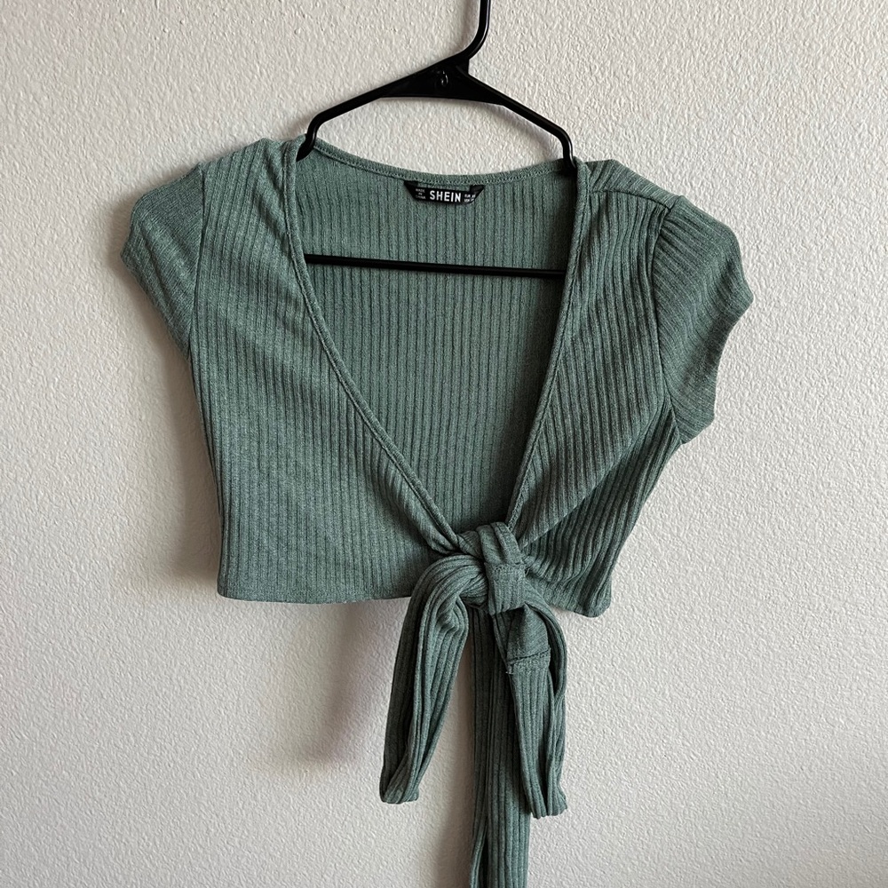 Shein crop top